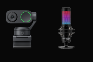 insta360-link-2c-and-hyperx-quadcast-article-small-desk-cover-v1